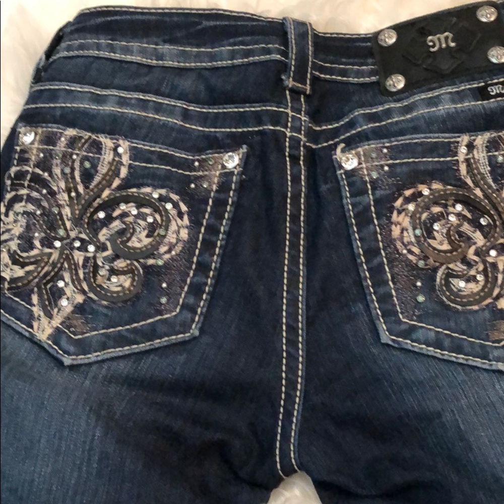 Jeans - Picture 2 of 5